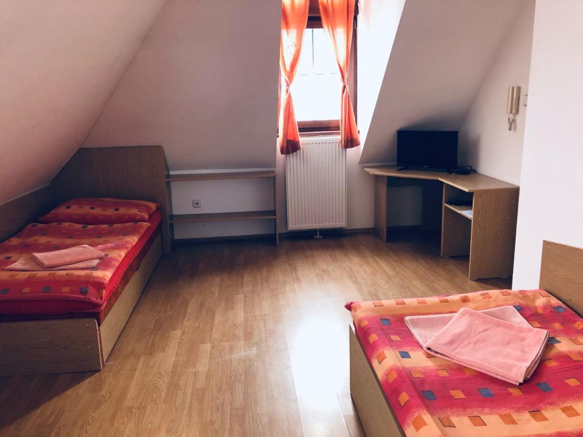 Penzion Pramen Liptovske Sliace Exteriér fotografie
