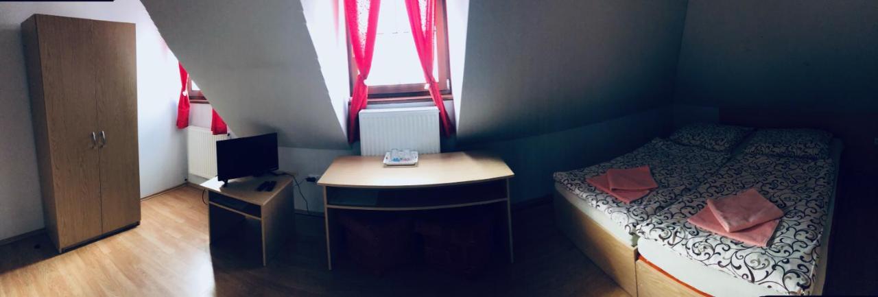 Penzion Pramen Liptovske Sliace Exteriér fotografie